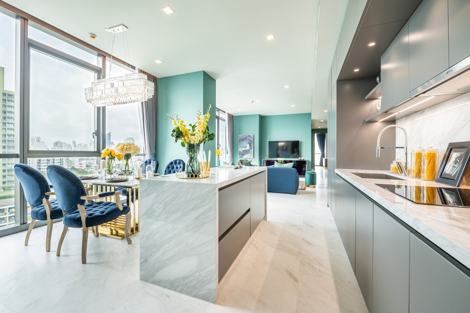 Staging Luxury Apartments for Builders in Thailand with Designer Ticha Kaewnoi (THSS #129) 10.jpg