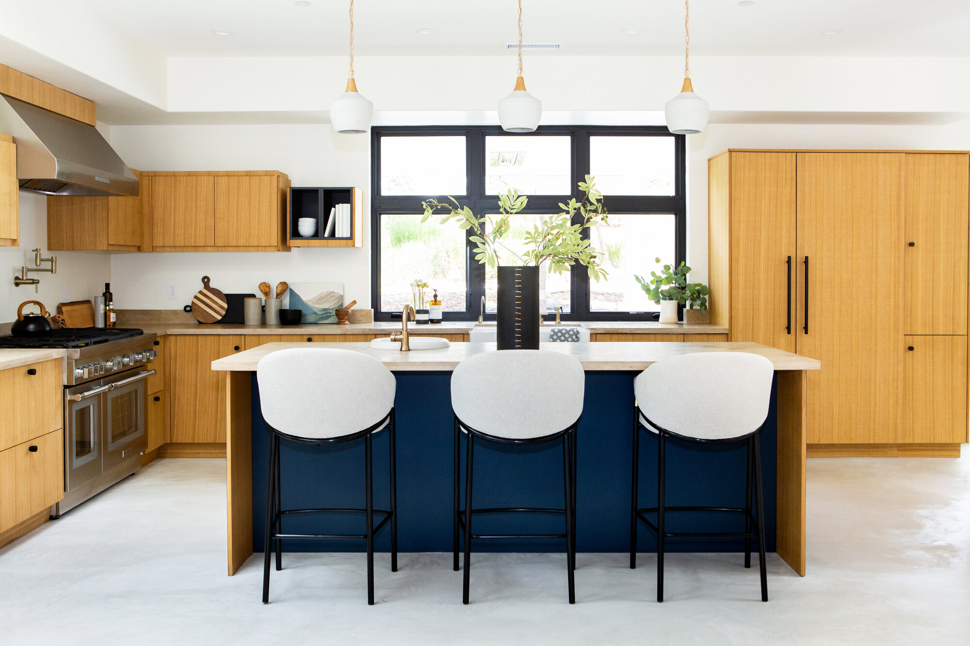 Christine Cowles Styled and Staged Santa Barbara Staged4more School of Home Staging Student Work 7.jpg